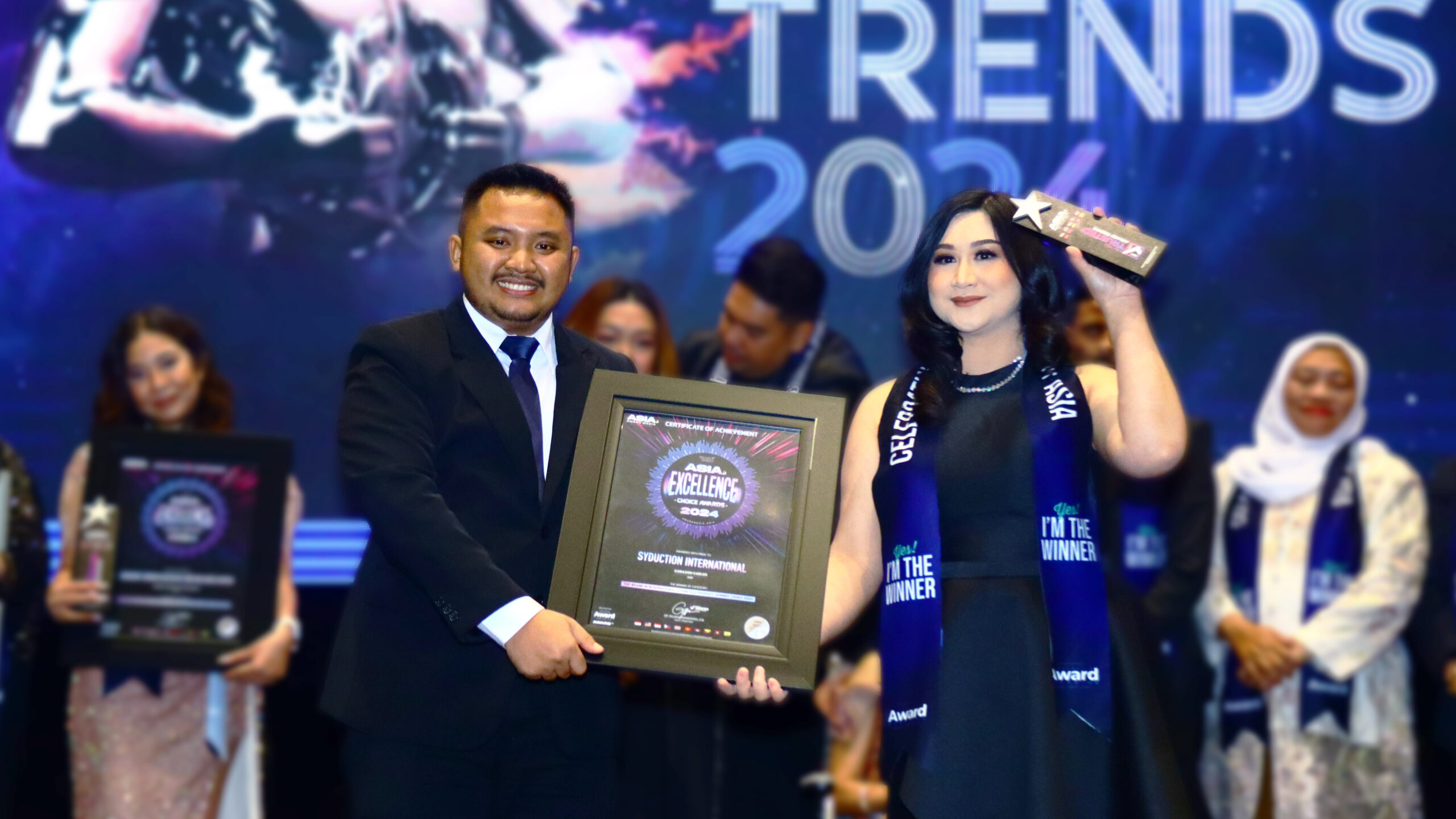 Syduction International CEO Corazon Carlos Awarded 'Top Brand in International Cosmetics Product' at 10.0 Award Trends 2024